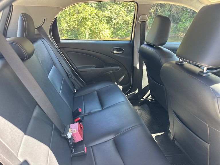 Toyota ETIOS X 1.3 Flex 16V 5p Mec.