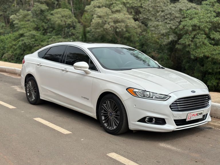 Ford Fusion Titanium 2.0 145cv Aut. (Híbrido)