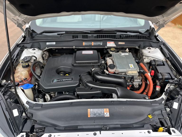 Ford Fusion Titanium 2.0 145cv Aut. (Híbrido)