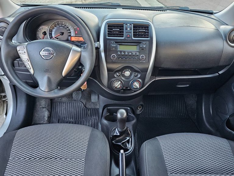 Nissan MARCH SV 1.0 12V Flex 5p