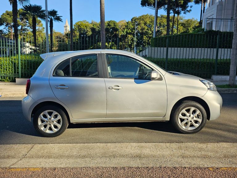 Nissan MARCH SV 1.0 12V Flex 5p
