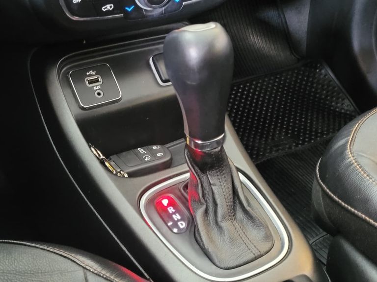 Jeep COMPASS LONGITUDE 2.0 4x2 Flex 16V Aut.