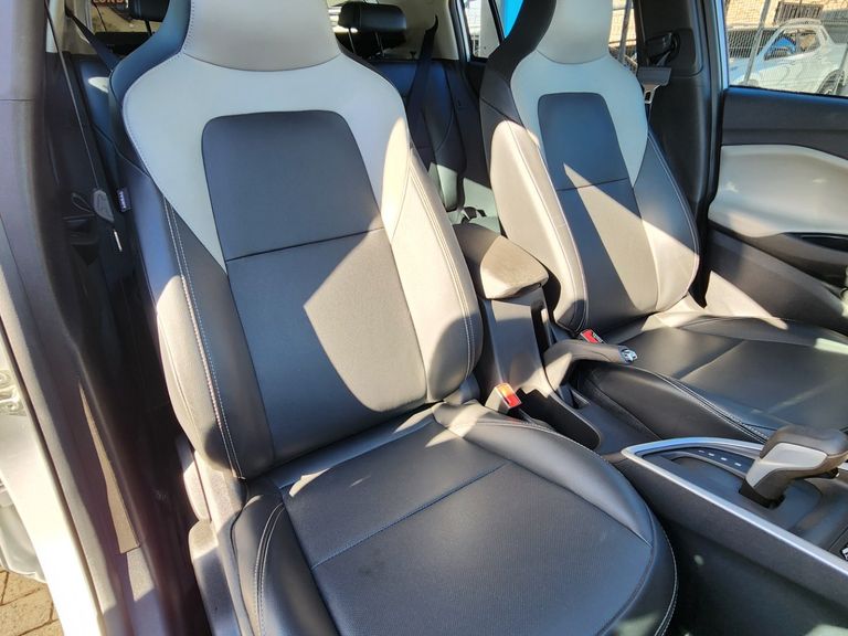 Chevrolet ONIX HATCH PREM. 1.0 12V TB Flex 5p Aut.
