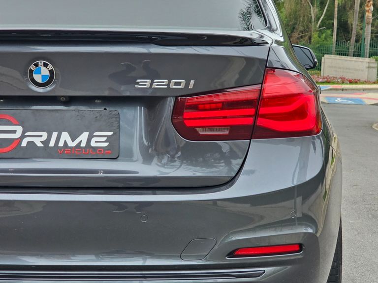BMW 320iA 2.0 TB M Sport A.Flex/M.Sport 4p