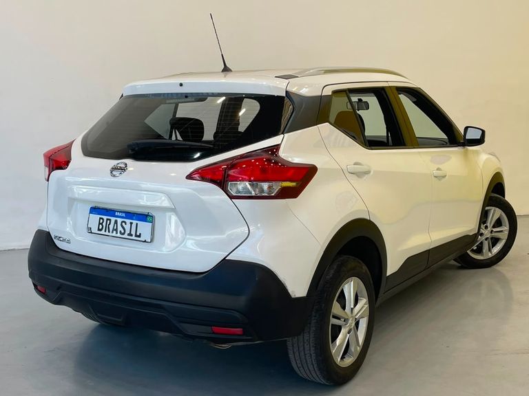 Nissan KICKS S Direct 1.6 16V Flex 5p Aut.