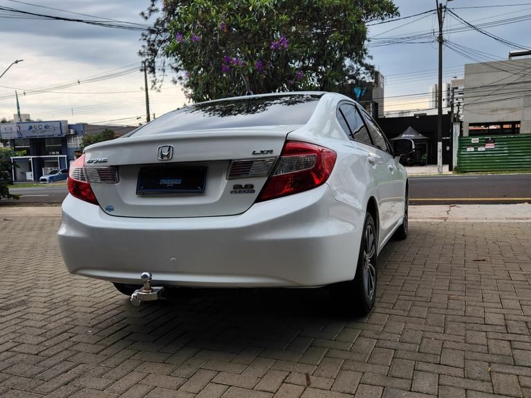 Honda Civic Sedan LXR 2.0 Flexone 16V Aut. 4p