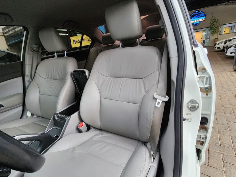 Honda Civic Sedan LXR 2.0 Flexone 16V Aut. 4p