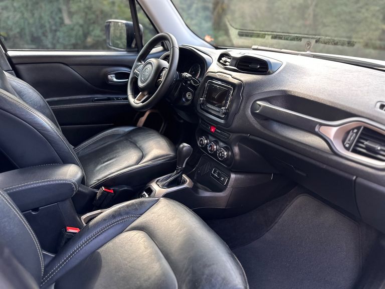 Jeep Renegade Sport 1.8 4x2 Flex 16V Aut.