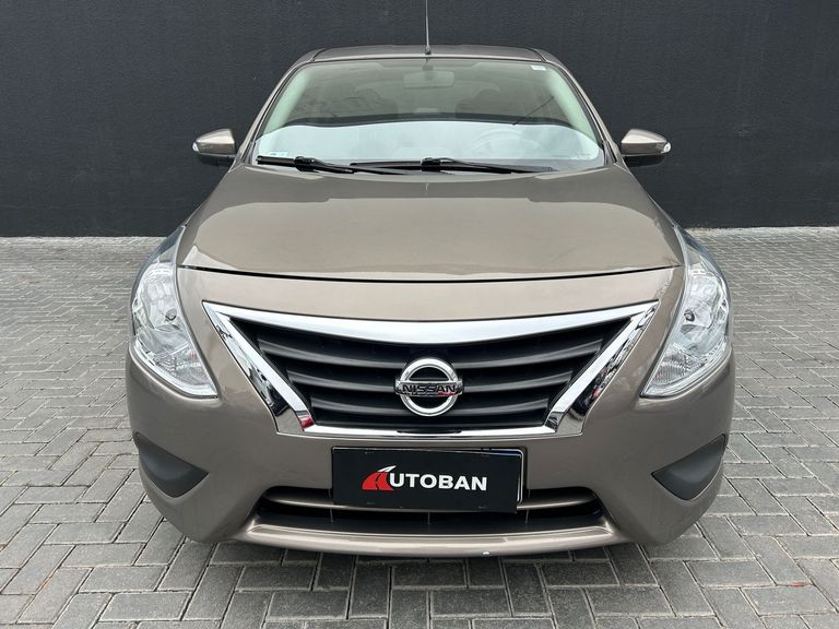 Nissan VERSA SV 1.6 16V FlexStart 4p Aut.