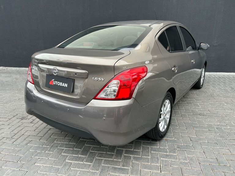Nissan VERSA SV 1.6 16V FlexStart 4p Aut.
