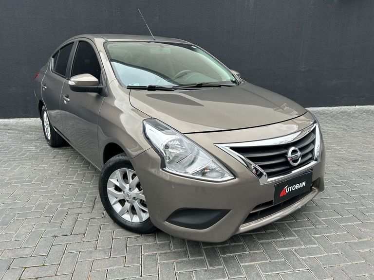 Nissan VERSA SV 1.6 16V FlexStart 4p Aut.