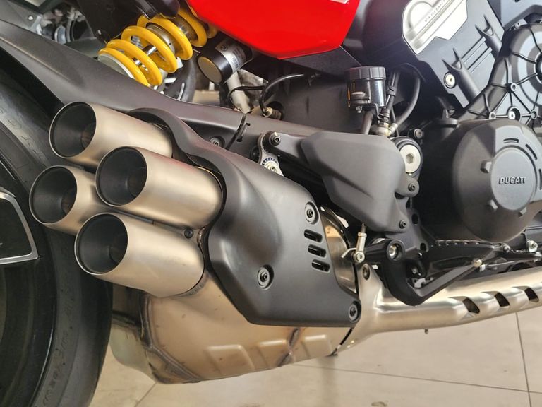 Ducati DIAVEL V4 1158