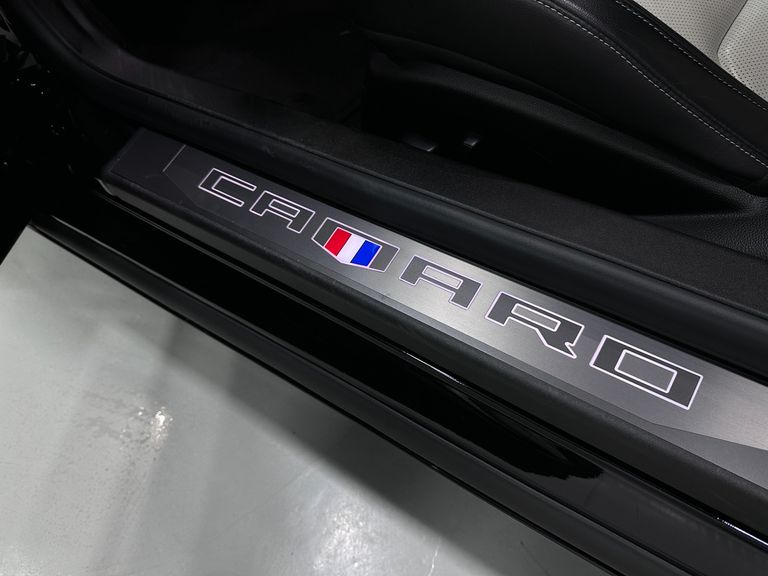 Chevrolet Camaro SS 6.2 V8 16V