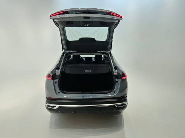 Fiat Fastback Audace 200 TB Aut (Hibrído)