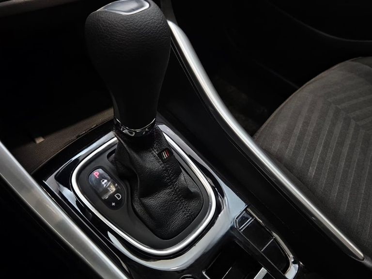 Fiat Fastback Audace 200 TB Aut (Hibrído)