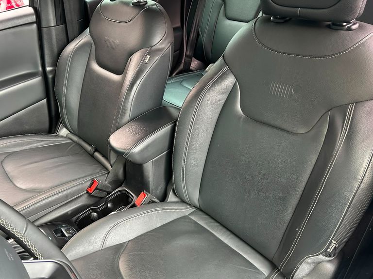Jeep Renegade S T270 1.3 TB 4x4 Flex Aut.