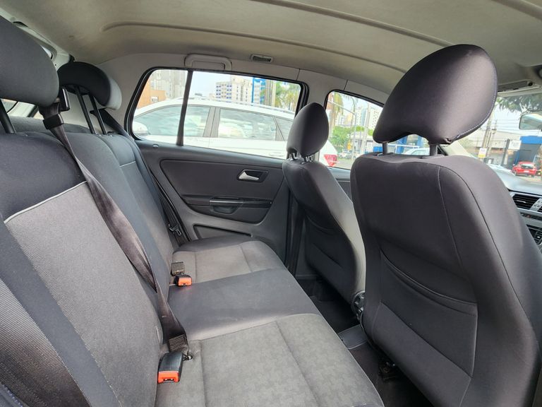 VolksWagen Fox Comfortline 1.0 Flex 8V 5p