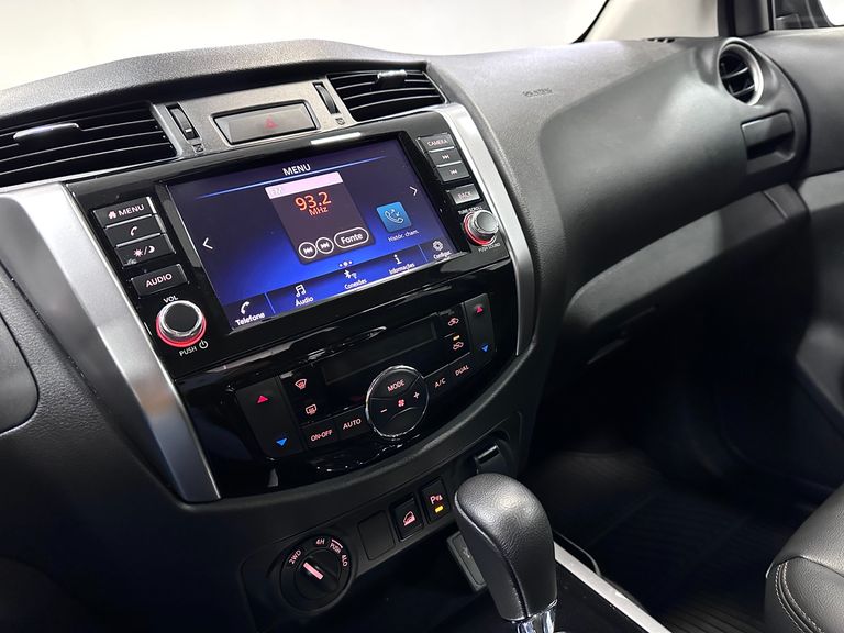 Nissan Frontier XE CD 4x4 2.3 Bi-TB Diesel Aut.