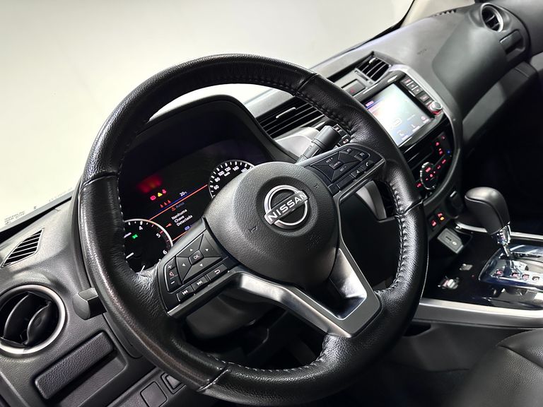 Nissan Frontier XE CD 4x4 2.3 Bi-TB Diesel Aut.