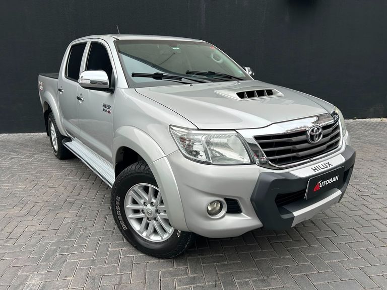 Toyota Hilux CD SRV D4-D 4x4 3.0 TDI Diesel Aut
