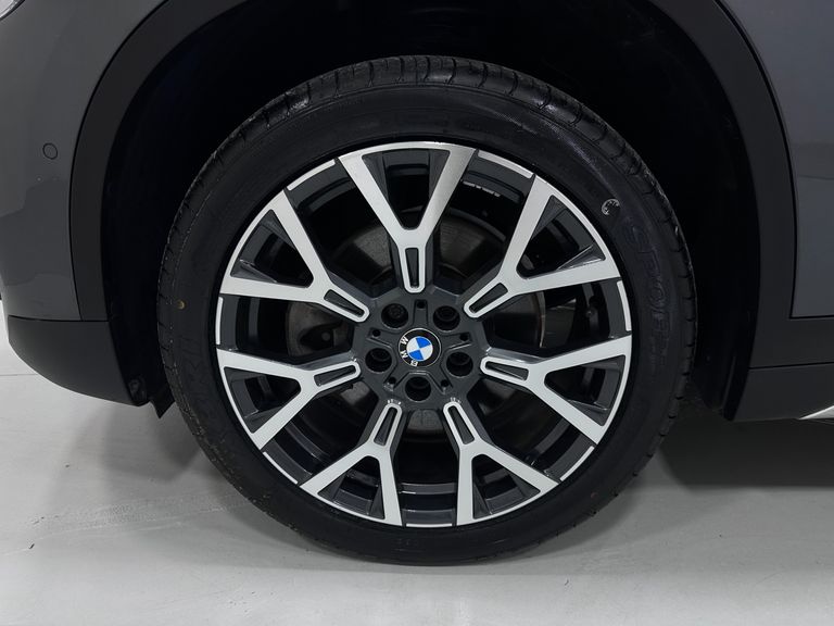 BMW X1 SDRIVE 20i X-Line 2.0 TB Active Flex