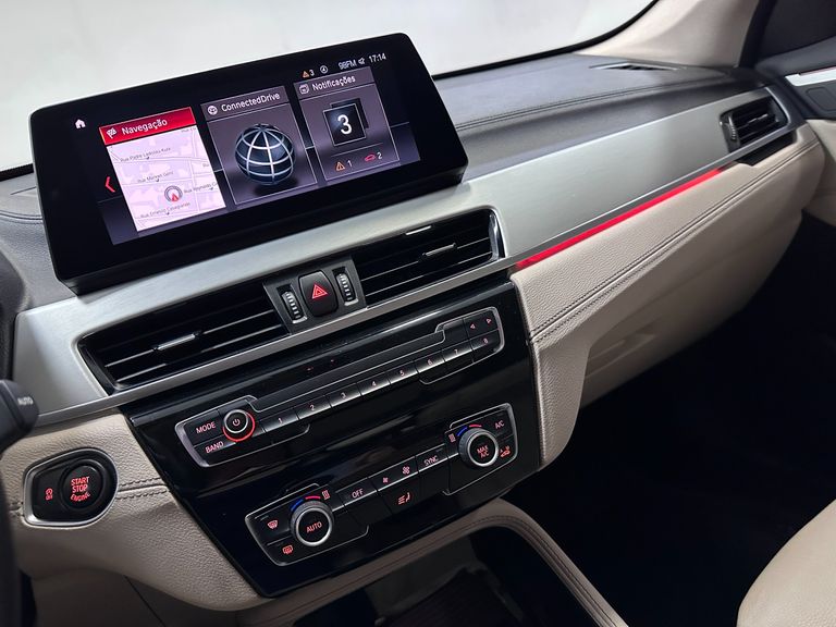 BMW X1 SDRIVE 20i X-Line 2.0 TB Active Flex
