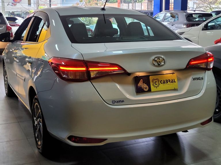 Toyota YARIS XS Sedan 1.5 Flex 16V 4p Aut.