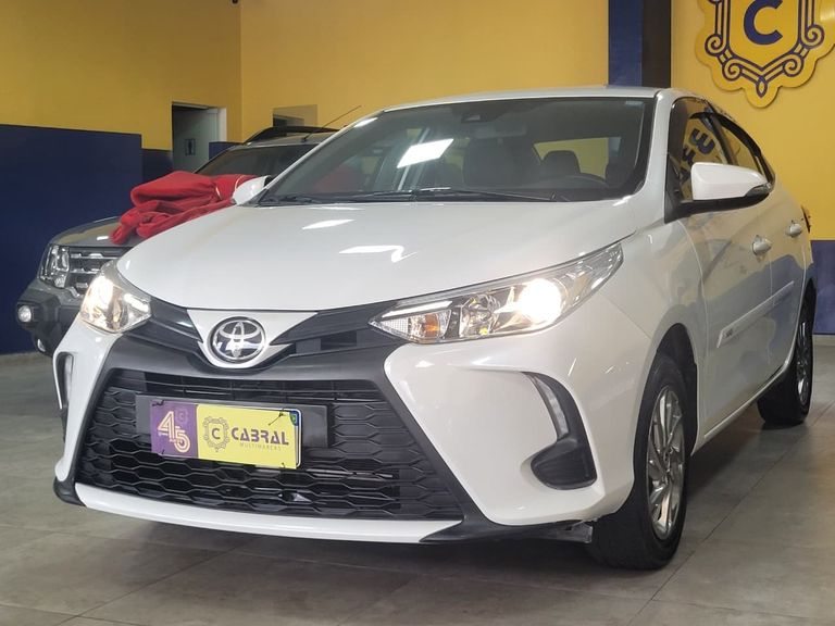 Toyota YARIS XS Sedan 1.5 Flex 16V 4p Aut.