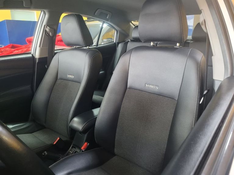 Toyota YARIS XS Sedan 1.5 Flex 16V 4p Aut.