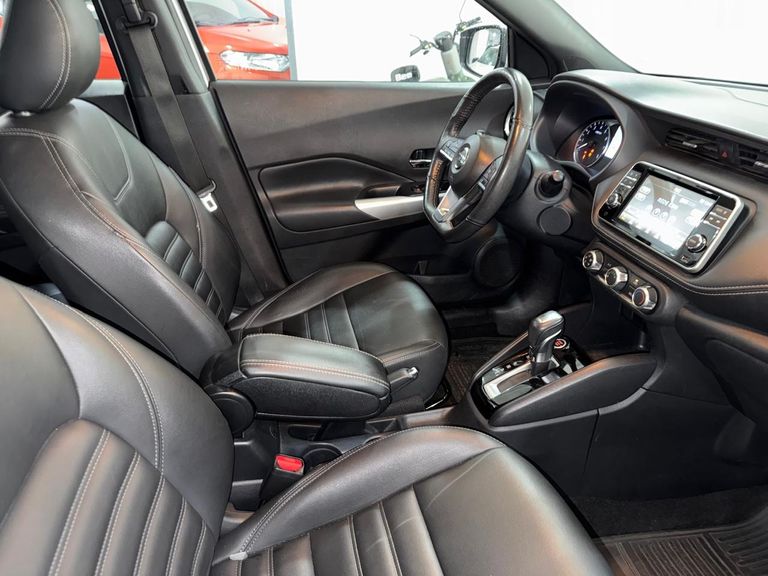Nissan KICKS SV 1.6 16V FlexStar 5p Aut.