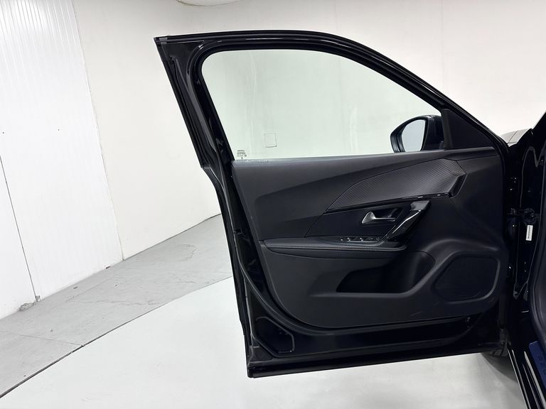 Peugeot 2008 GT 1.0 Turbo 200 5p Aut.