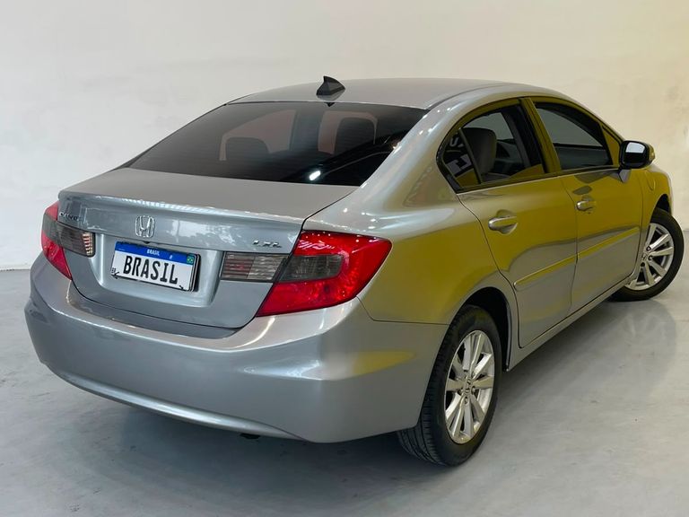 Honda Civic Sed. LXL/ LXL SE 1.8 Flex 16V Aut.
