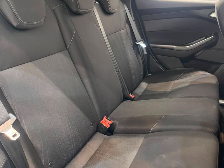 Ford Focus 2.0 16V/SE/SE Plus Flex 5p Aut.