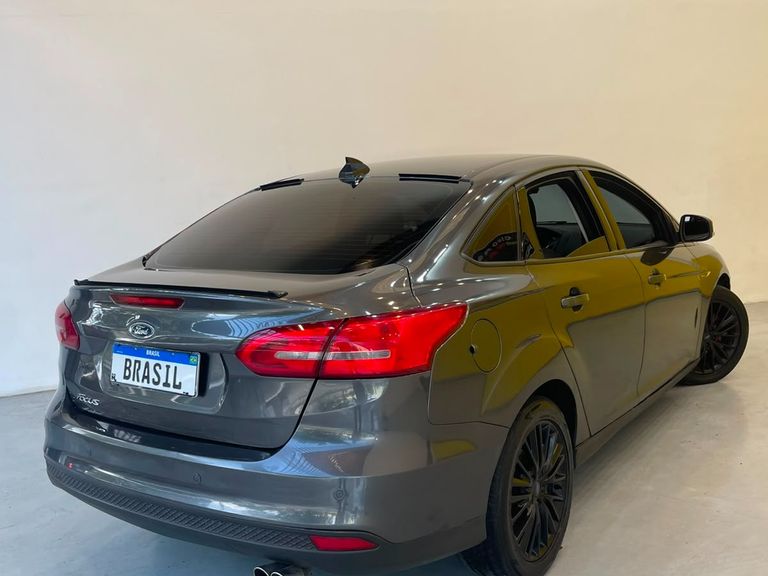 Ford Focus 2.0 16V/SE/SE Plus Flex 5p Aut.