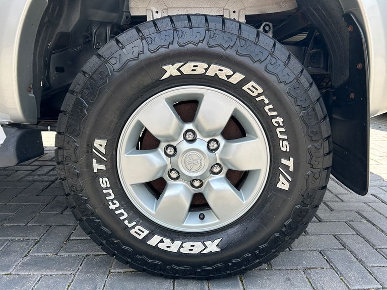 Toyota Hilux CD SRV D4-D 4x4 3.0 TDI Diesel Aut