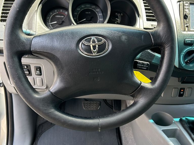 Toyota Hilux CD SRV D4-D 4x4 3.0 TDI Diesel Aut