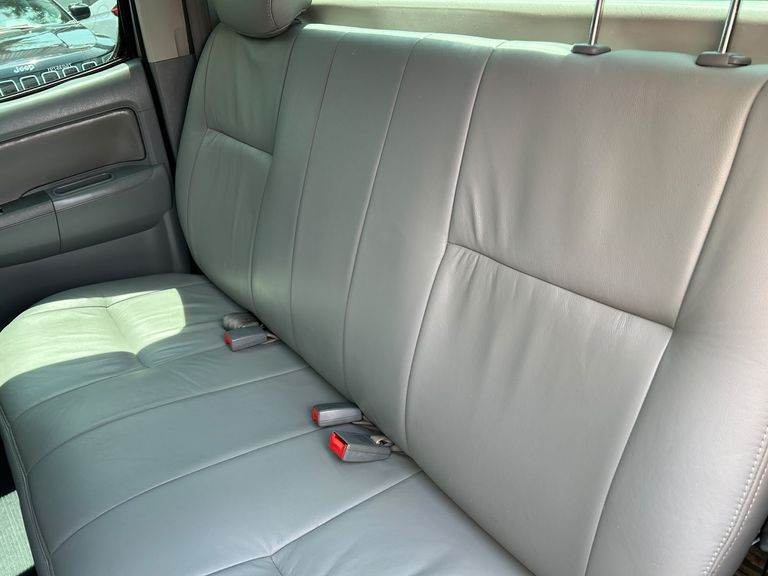 Toyota Hilux CD SRV D4-D 4x4 3.0 TDI Diesel Aut