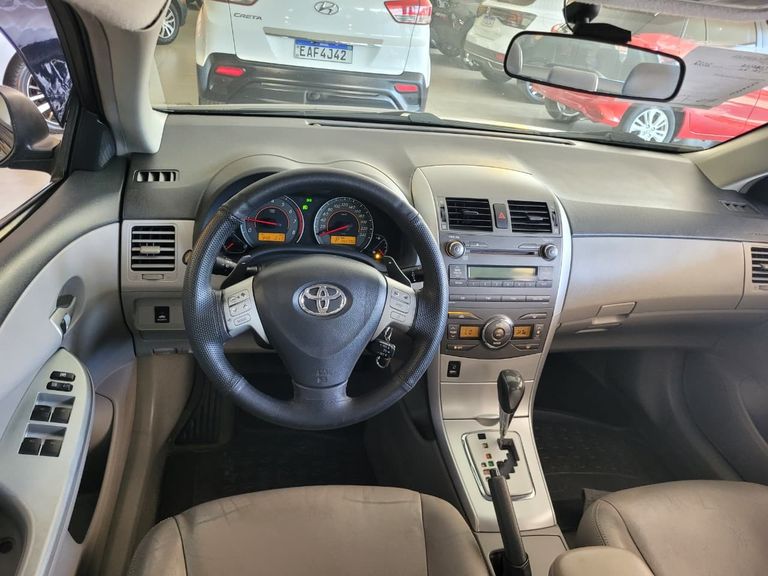 Toyota Corolla XEi 2.0 Flex 16V Aut.