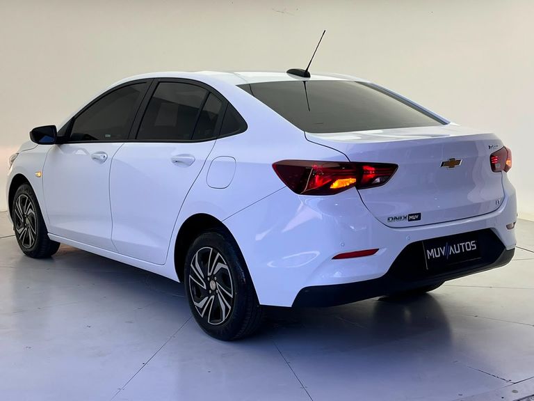 Chevrolet ONIX SEDAN Plus LT 1.0 12V TB Flex Aut.