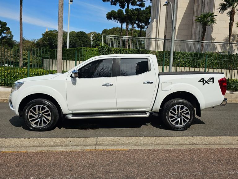 Nissan Frontier XE CD 4x4 2.3 Bi-TB Diesel Aut.