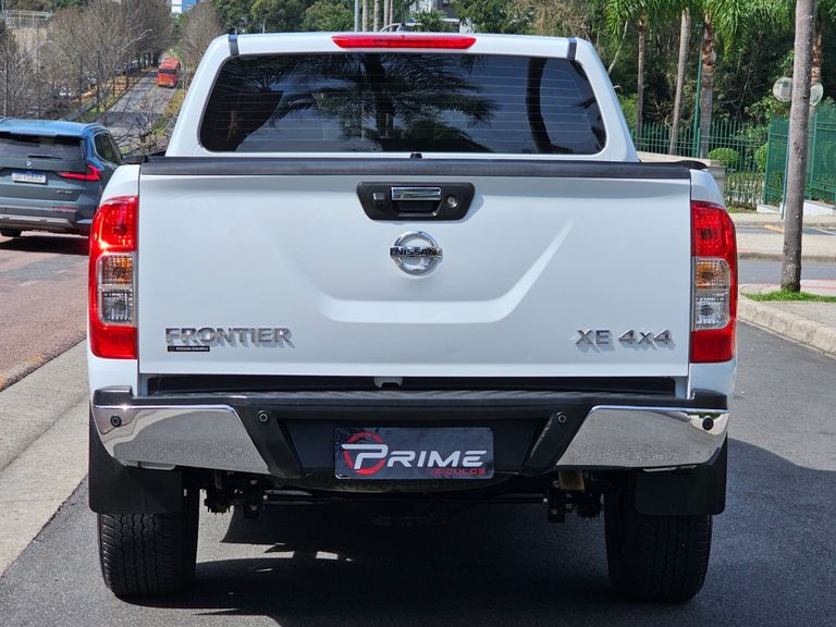 Nissan Frontier XE CD 4x4 2.3 Bi-TB Diesel Aut.