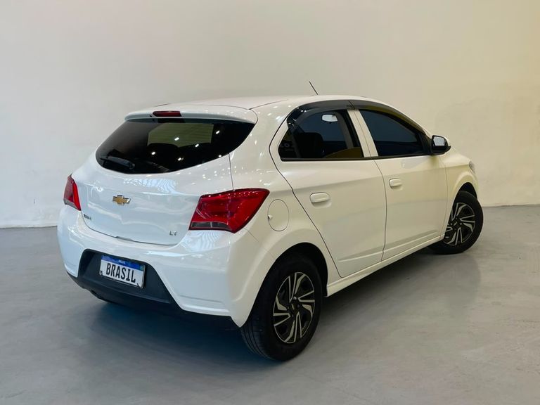 Chevrolet ONIX HATCH LT 1.0 8V FlexPower 5p Mec.