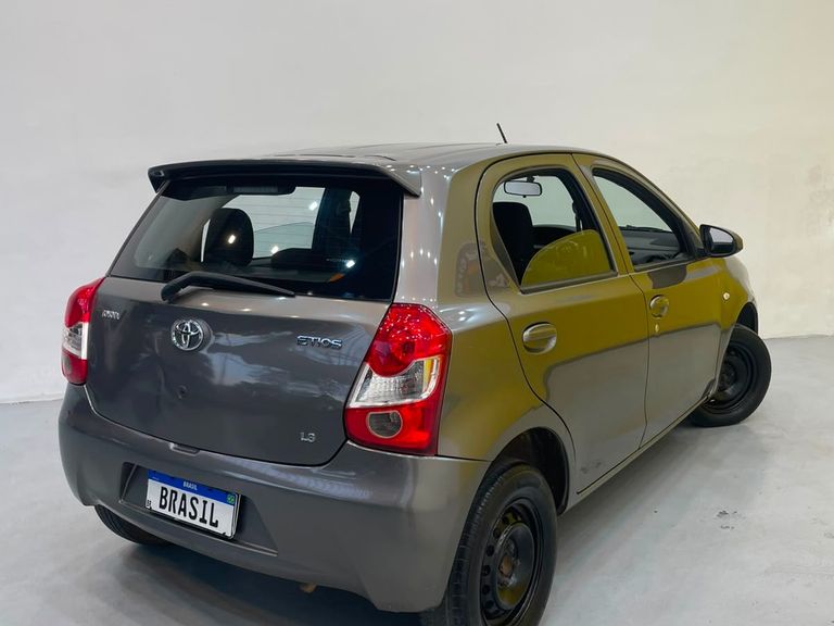 Toyota ETIOS X 1.3 Flex 16V 5p Mec.