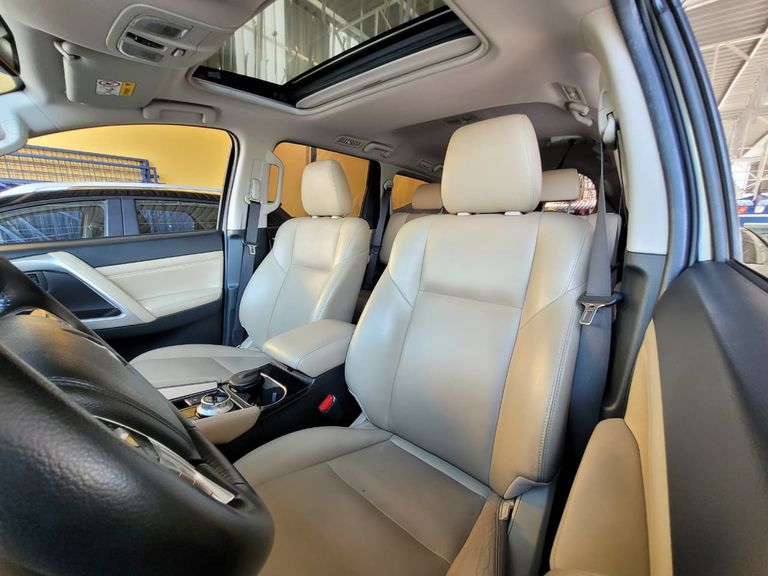 Mitsubishi Pajero Sport HPE-S 2.4  4x4 Diesel Aut.