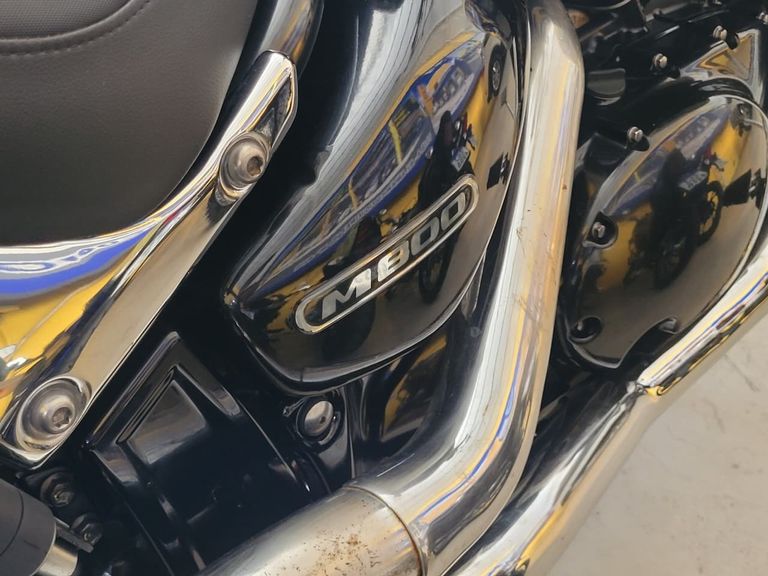 SUZUKI BOULEVARD M800