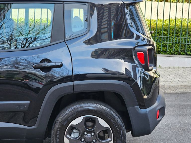 Jeep Renegade 1.8 4x2 Flex 16V Aut.