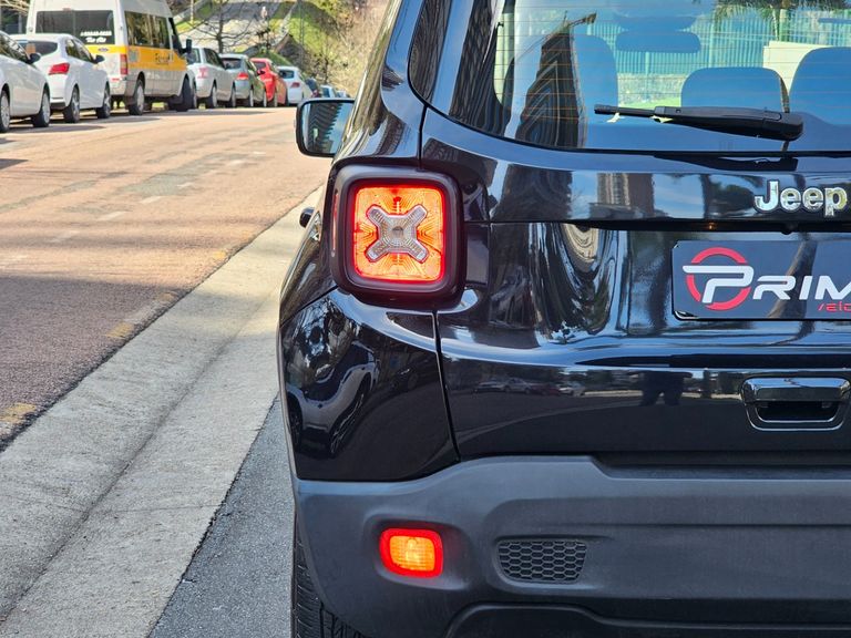 Jeep Renegade 1.8 4x2 Flex 16V Aut.