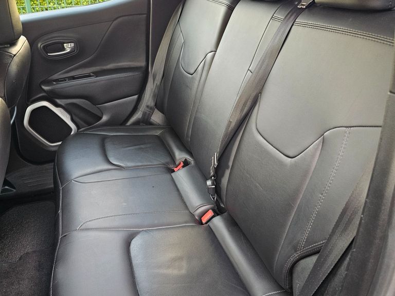 Jeep Renegade 1.8 4x2 Flex 16V Aut.
