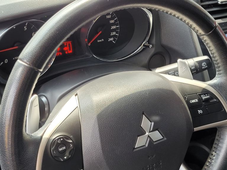 Mitsubishi ASX 2.0 16V 160cv Aut.