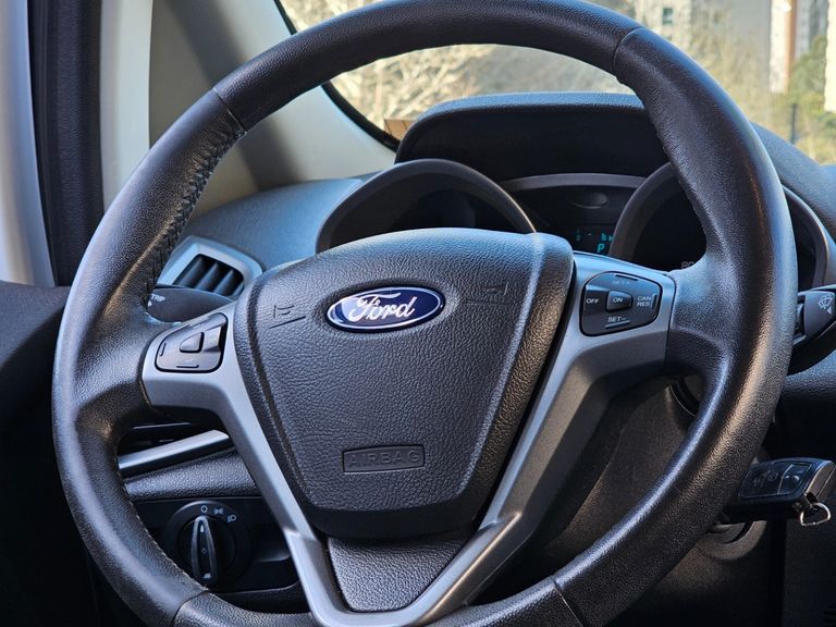 Ford EcoSport SE 1.6 16V Flex 5p Aut.
